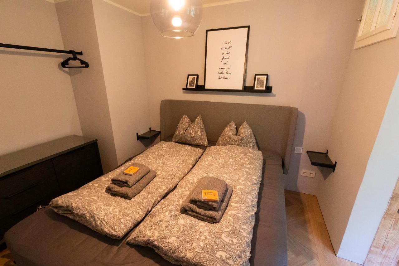 Apartment In Historischer Villa Mit Parkplatz Grünau im Almtal 外观 照片